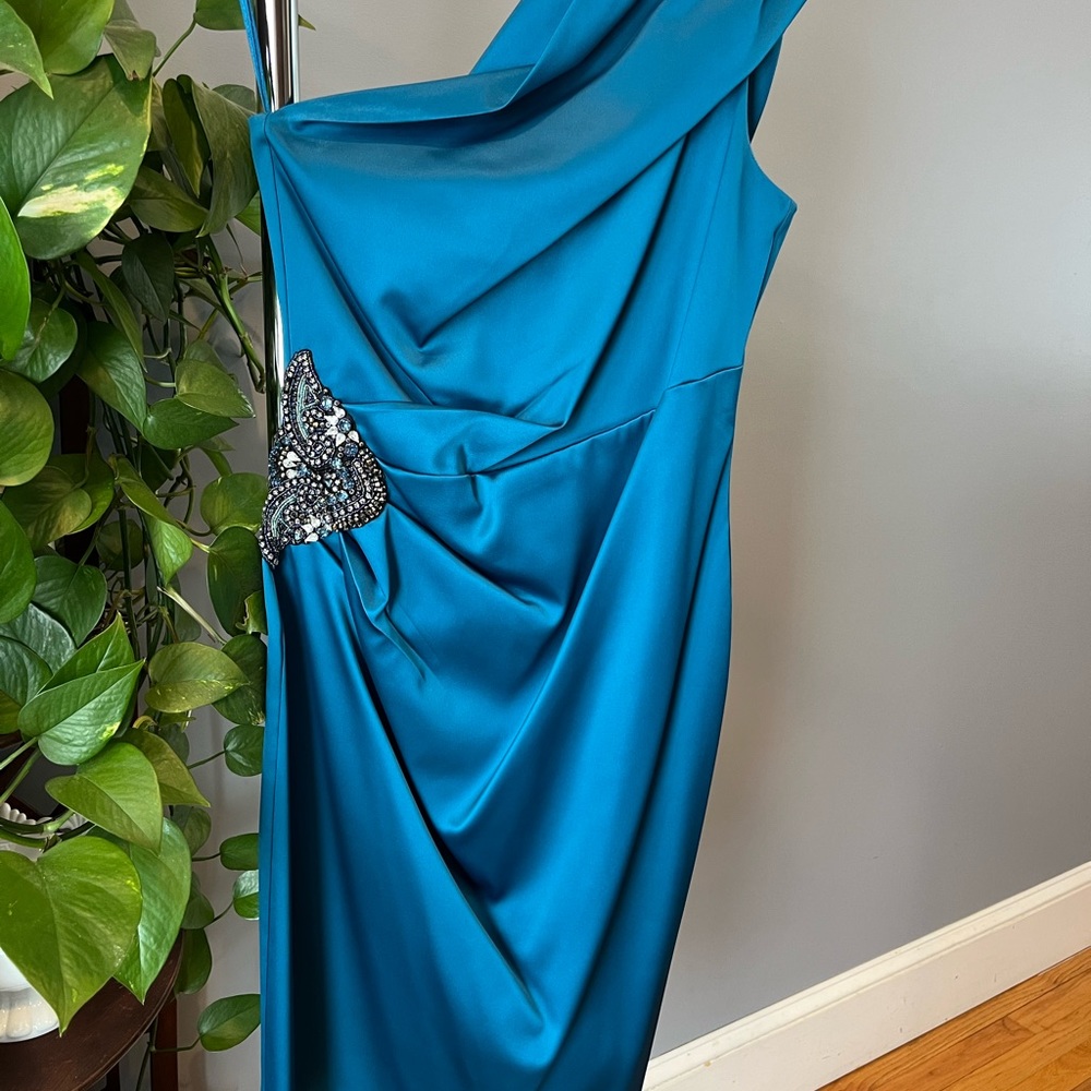 Eliza J Formal Dress - Size 6